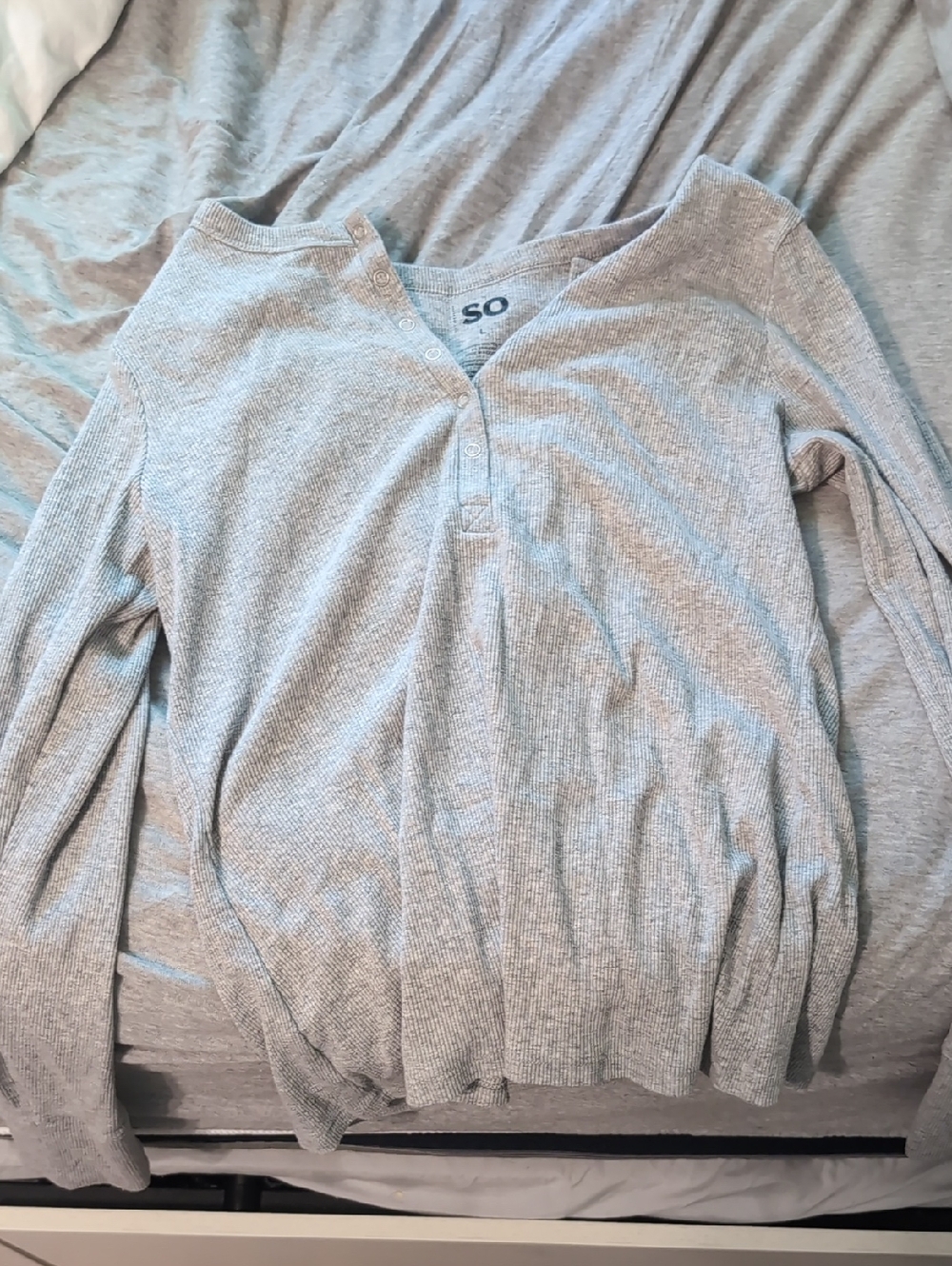 SO Gray Ribbed Henley Pullover